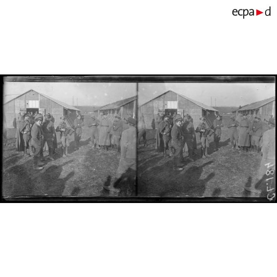 Le Mortard près Lure. Haute Saône. Camp russe. Les divertissements. [légende d'origine]