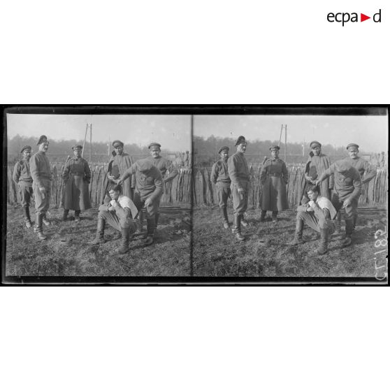 Le Mortard près Lure. Haute Saône. Camp russe. Le coiffeur. [légende d'origine]