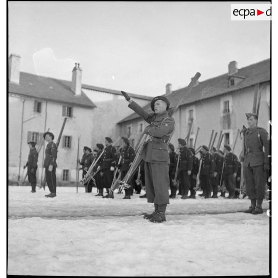 Le concours interdivisionnaire de ski du 1er groupe de divisions militaires.