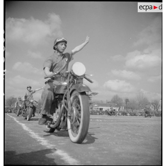 Démonstratio de la 17e compagnie du train de Tarbes.