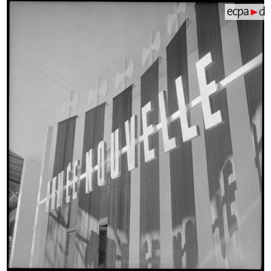 Entrée de l'exposition consacrée à l'armée d'armistice.