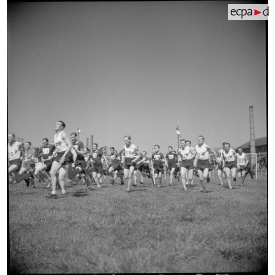 Départ de l'épreuve de cross-country.