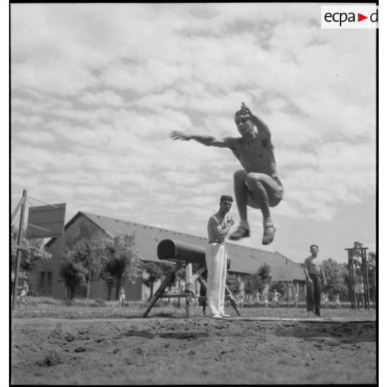 Séance d'hébertisme à l'EMP d'Autun, repliée à Valence.
