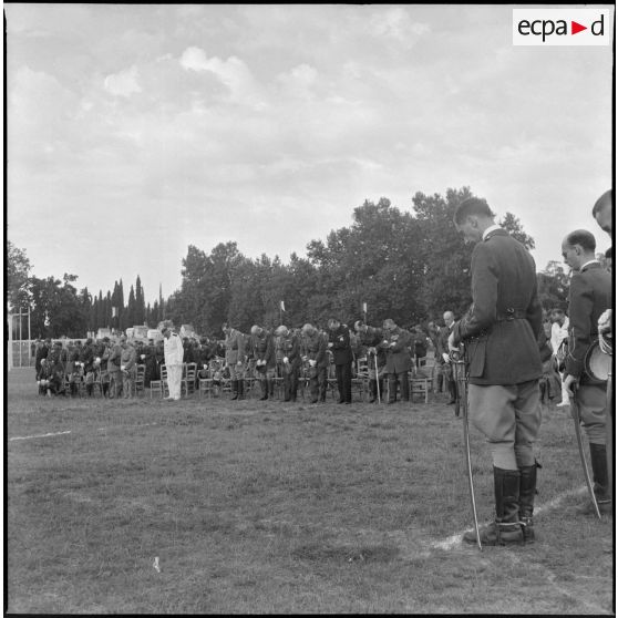 Messe en plein air lors de la cérémonie de baptême de la nouvelle promotion de Saint-Cyr.