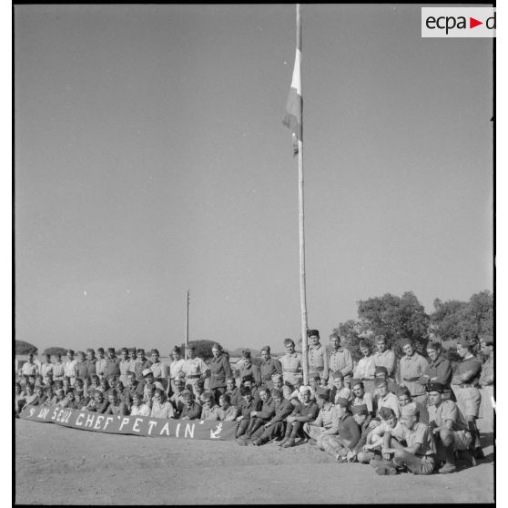 Le 24e RMC au camp de transit Galliéni à Fréjus.