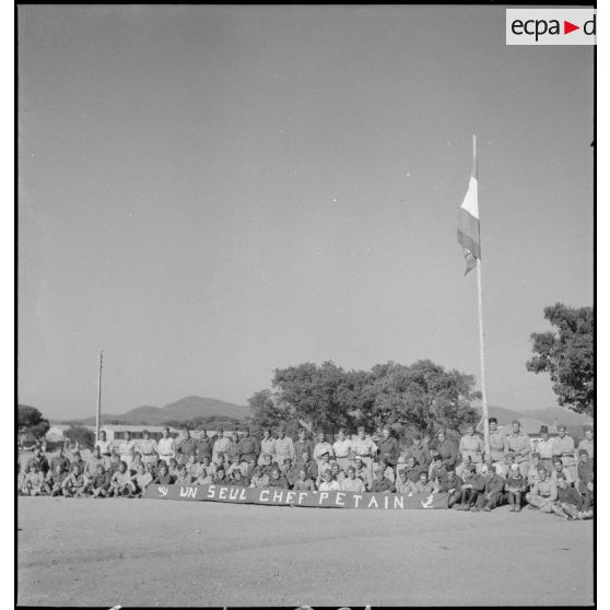 Le 24e RMC au camp de transit Galliéni à Fréjus.