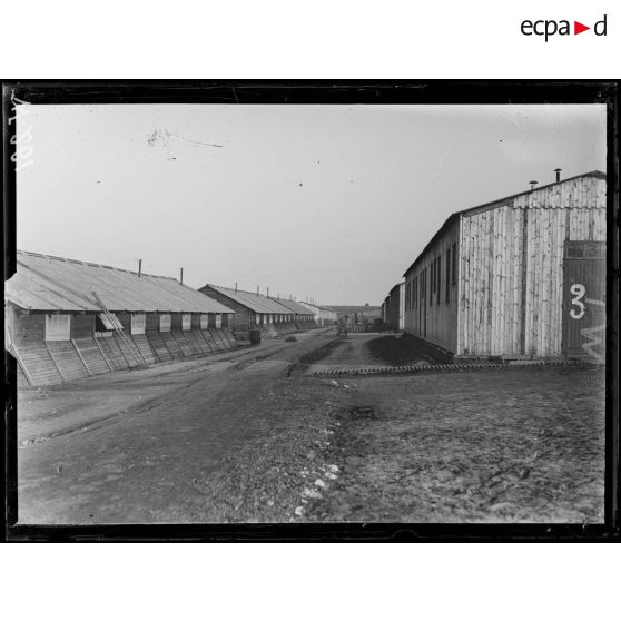 Hôpital d'évacuation - les baraquements de l'hôpital. [légende d'origine]
