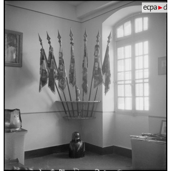 Une des salles du musée de l'école militaire de la cavalerie, du train et de la garde, replié à Tarbes.