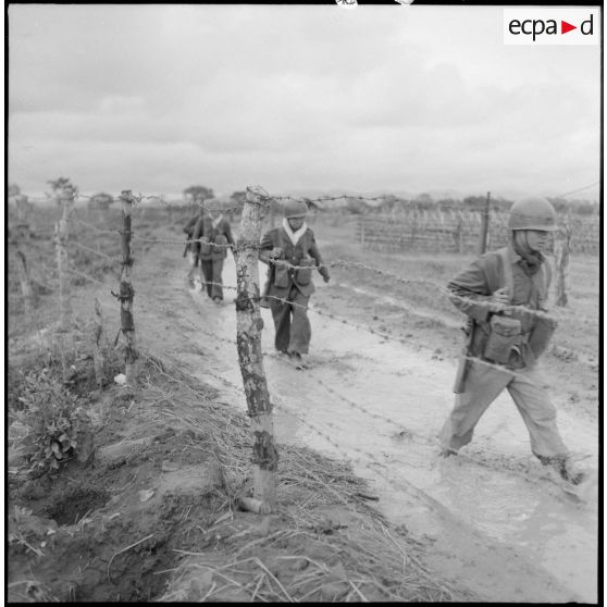 Rentrée d'une patrouille au col des Ananas.