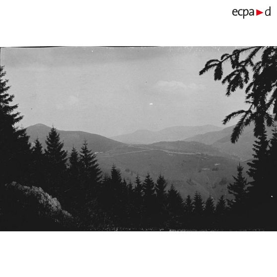 Pré de Raves. Observatoires, panoramas. 7-1916. [légende d'origine]