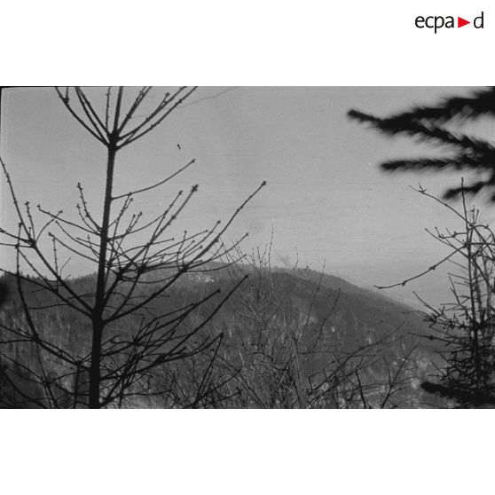 Pré de Raves. Observatoires, panoramas. 7-1916. [légende d'origine]