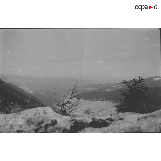 Pré de Raves. Observatoires, panoramas. 7-1916. [légende d'origine]