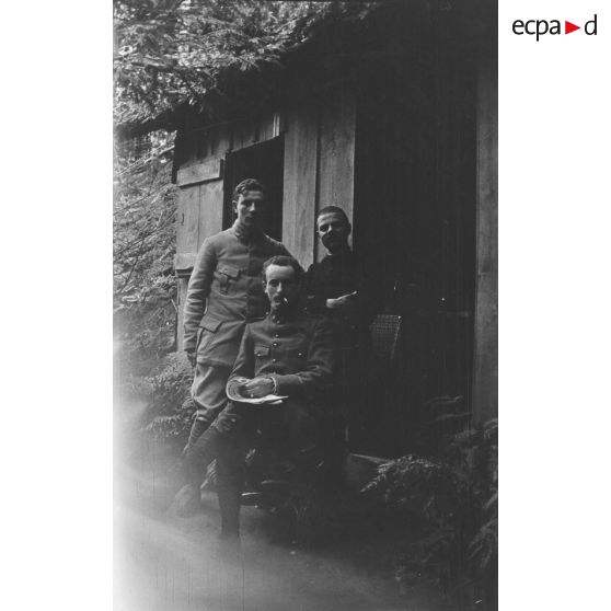 Tourniol. La vie au camp. Juillet 1916 - mars 1917. [légende d'origine]