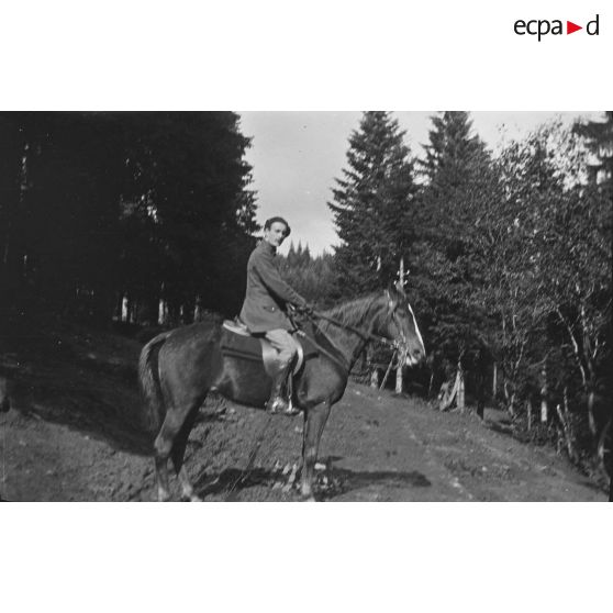 Tourniol. La vie au camp. Juillet 1916 - mars 1917. [légende d'origine]