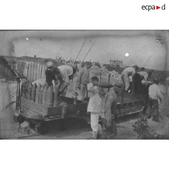 Fort de Longchamp. Cantonnement. 1915. [légende d'origine]