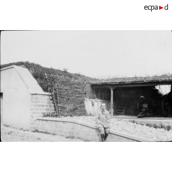 Fort de Longchamp. Cantonnement. 1915. [légende d'origine]