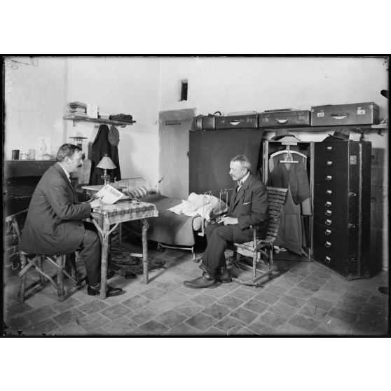 Ile Sainte Marguerite. Internés civils. Un intérieur. [légende d'origine]