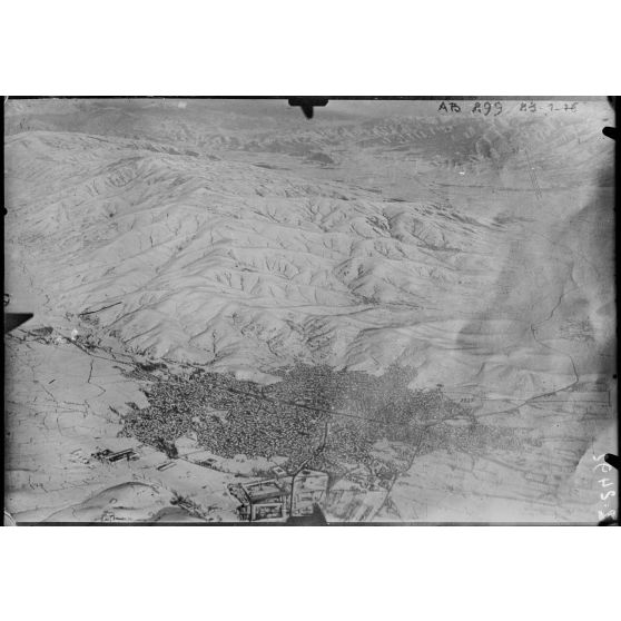 Bombardement de Monastir (photo Illustration). [légende d'origine]