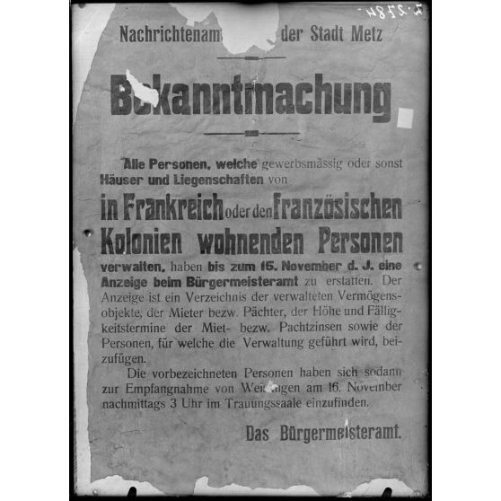 Paris, 6 avenue Malakoff. Musée franco-américain. Affiche allemande. "Bekanntmachung". [légende d'origine]