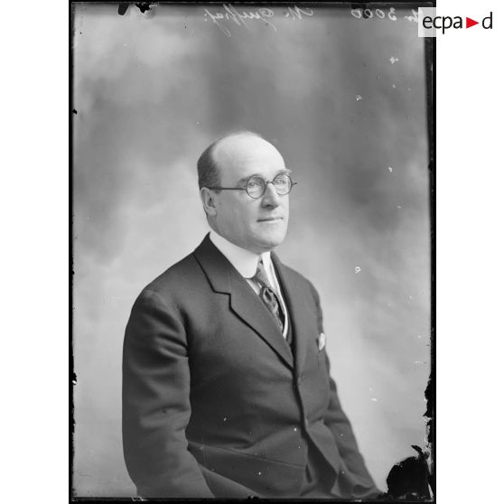 Portrait. [légende d'origine]