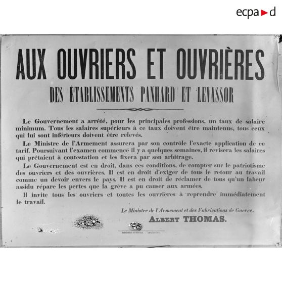 Paris. Musée Leblanc. Affiche. Albert Thomas aux ouvriers de l’usine Panhard. [légende d’origine]