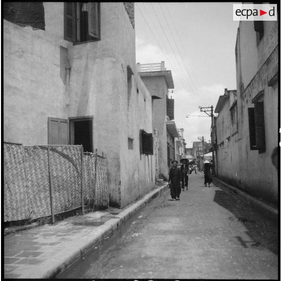 Rue étroite dans Hanoï.