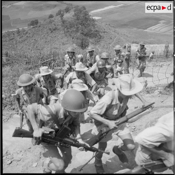 Entraînement des soldats du 3e bataillon du 21e RIC.