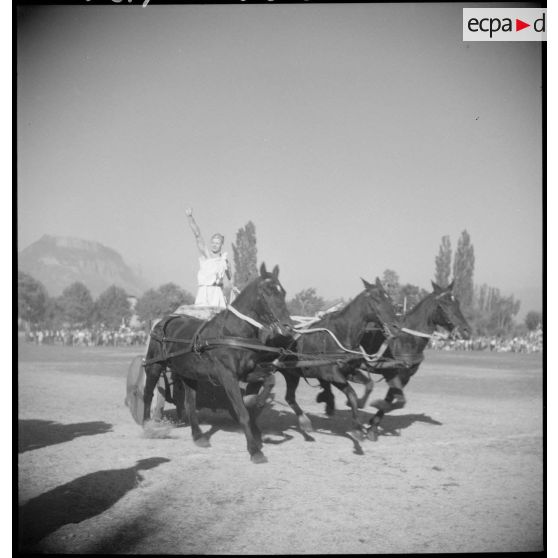 Jeux équestres lors de fête de corps du 2e RAM.
