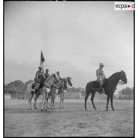 Fanion d'un escadron du 6e RSA.