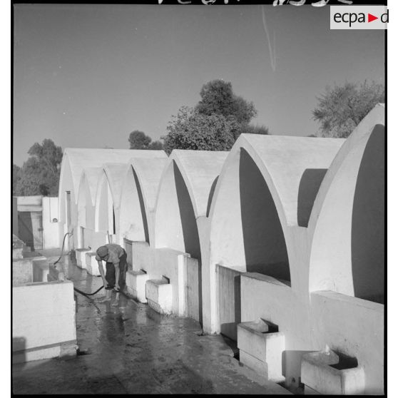 La porcherie du 19e BG à Alger.