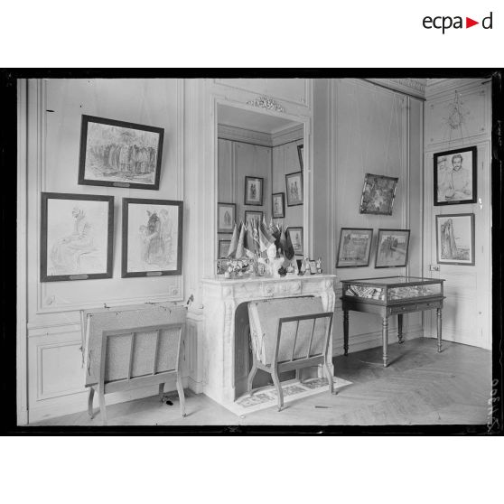 Paris. Musée Leblanc. Exposition d'oeuvres de guerre. [légende d'origine]