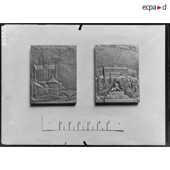 Paris. Musée Leblanc. Plaquette française. Alsace-Lorraine (verso). [légende d'origine]