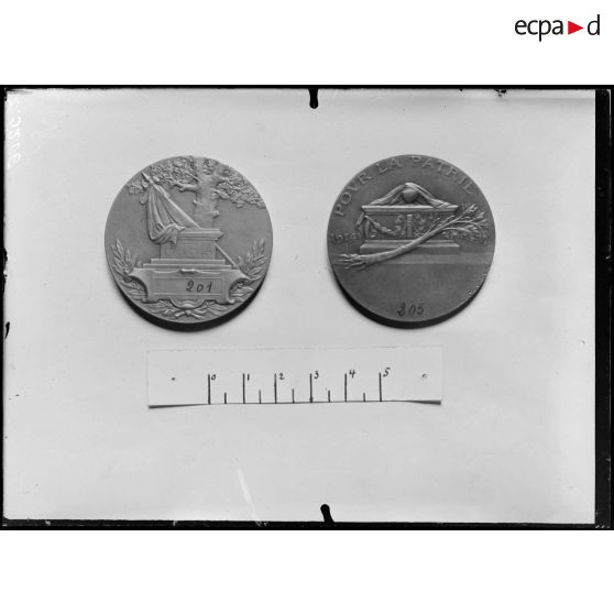 Paris. Musée Leblanc. Plaquette française (verso). [légende d'origine]