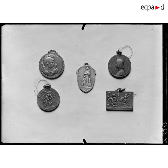 Paris. Musée Leblanc. Médailles françaises. [légende d'origine]