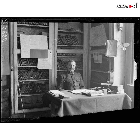 Lure (Haute-Saône). X commandant d'état-major. [légende d'origine]