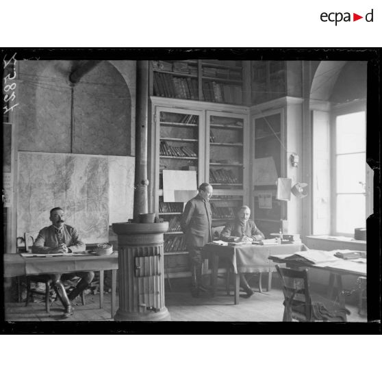 Lure (Haute-Saône). X commandant d'état-major. [légende d'origine]