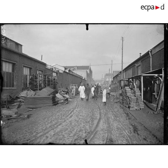 Billancourt (Seine). Usine Salmson. Rue principale des usines. [légende d'origine]