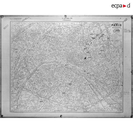 Bombardement de Paris par pièces à longue portée. [légende d'origine]
