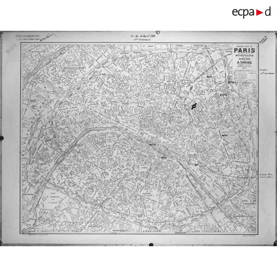 Bombardement de Paris par pièces à longue portée. [légende d'origine]