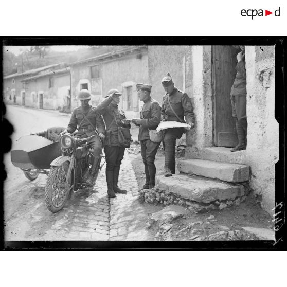 Documents archives. [légende d'origine]