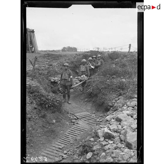 Documents archives. [légende d'origine]