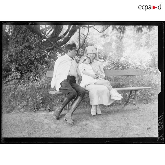 Documents archives. [légende d'origine]