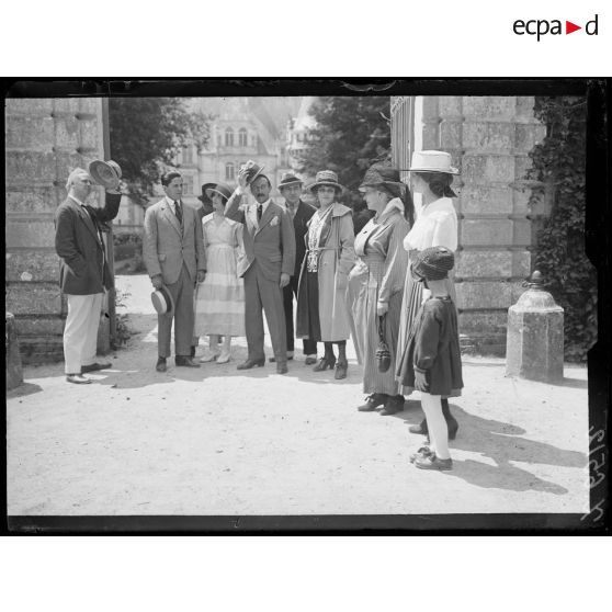 Documents archives. [légende d'origine]