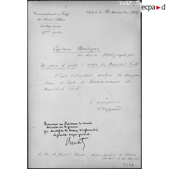 Documents d'archives. [légende d'origine]