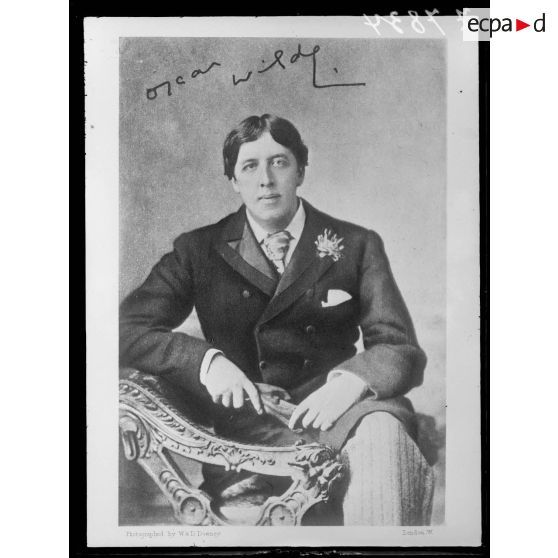 [Reproduction d'une photographie.]