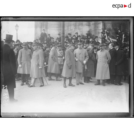 [Paris. Inhumation du soldat inconnu.]