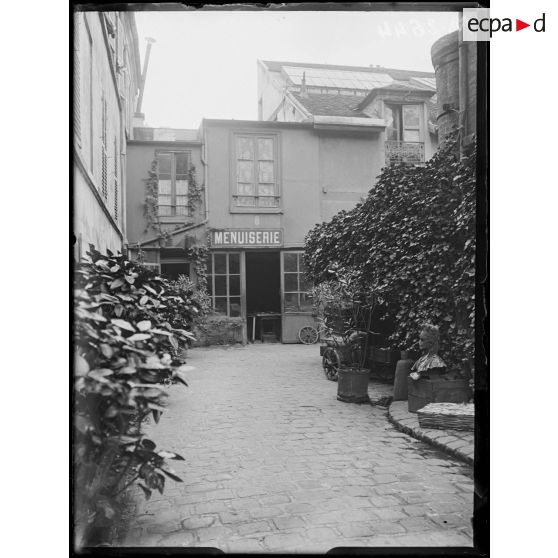 Cantine Chicago, 19 rue Daguerre à Paris. [légende d'origine]
