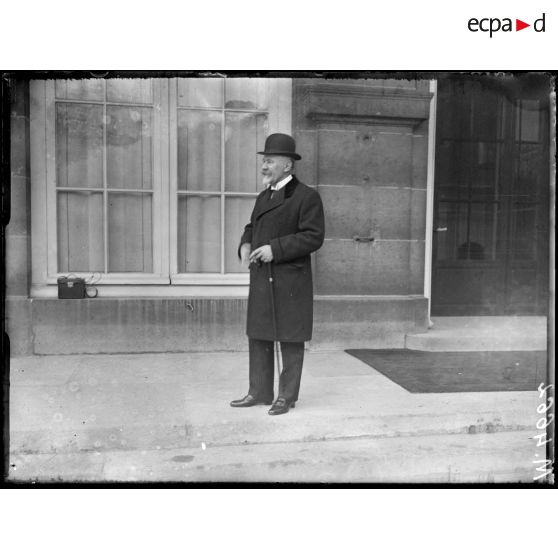 Paris, ministère des Affaires Etrangères. Conférence des Alliés. M. Vesnitch, ministre plénipotentiaire de la Serbie à Paris. [légende d'origine]