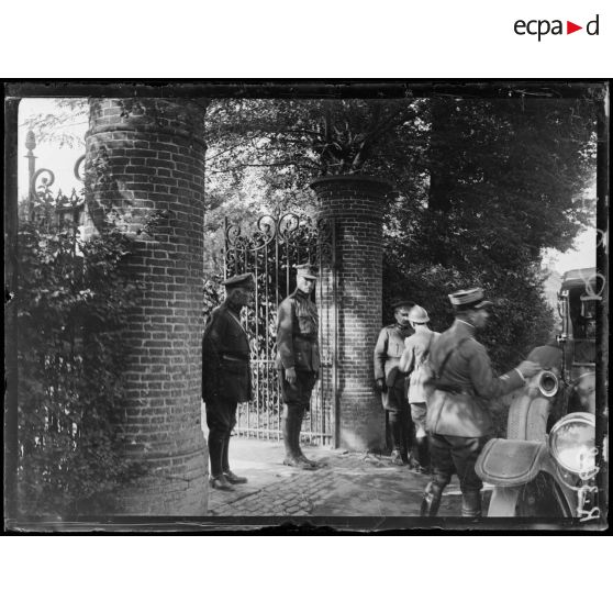 Alveringem (Belgique). Le roi des Belges. [légende d’origine]