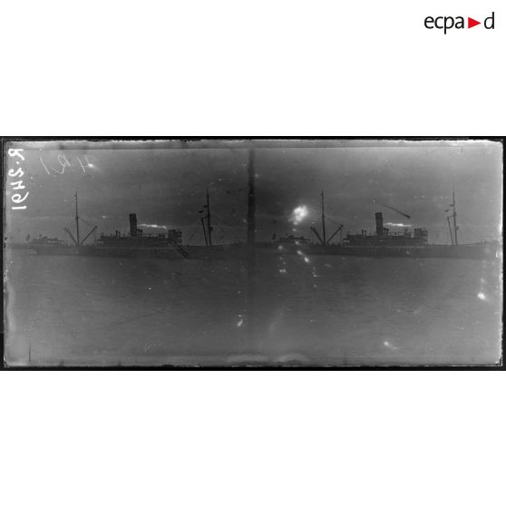 Pauillac. L'Orléans mouillé. [légende d'origine]